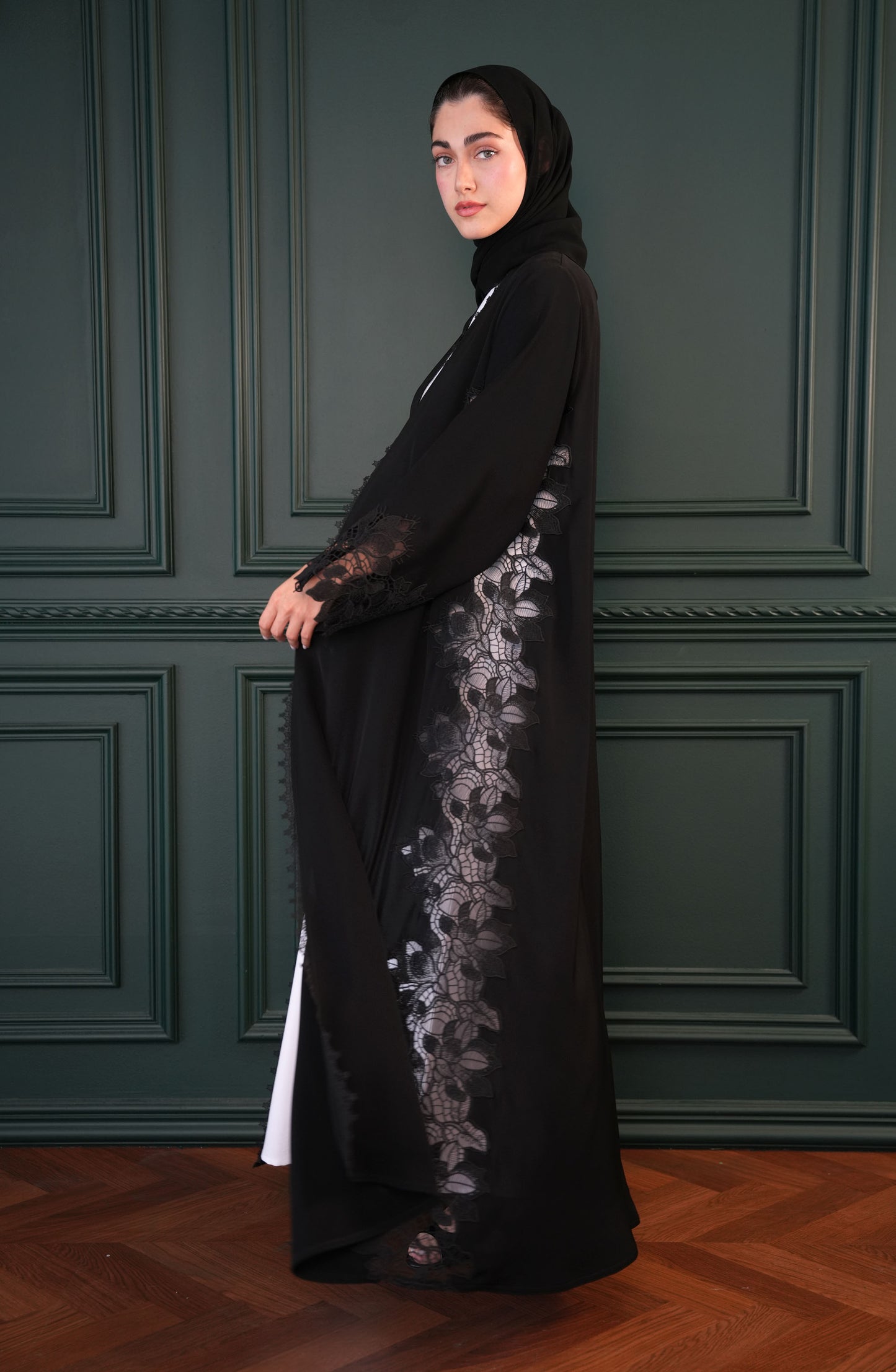Internet fabric with lace embroidery Abaya