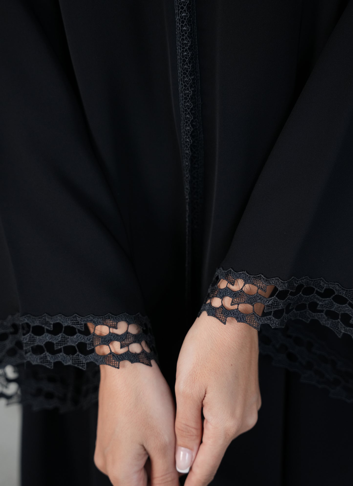 Lace style Internet fabric Abaya