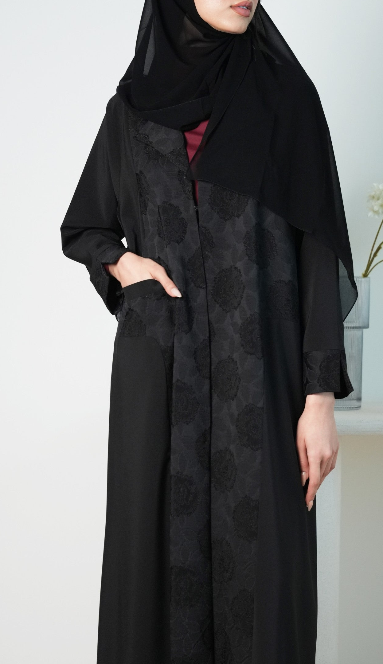 Jacquard Crepe & Plain Crepe Abaya