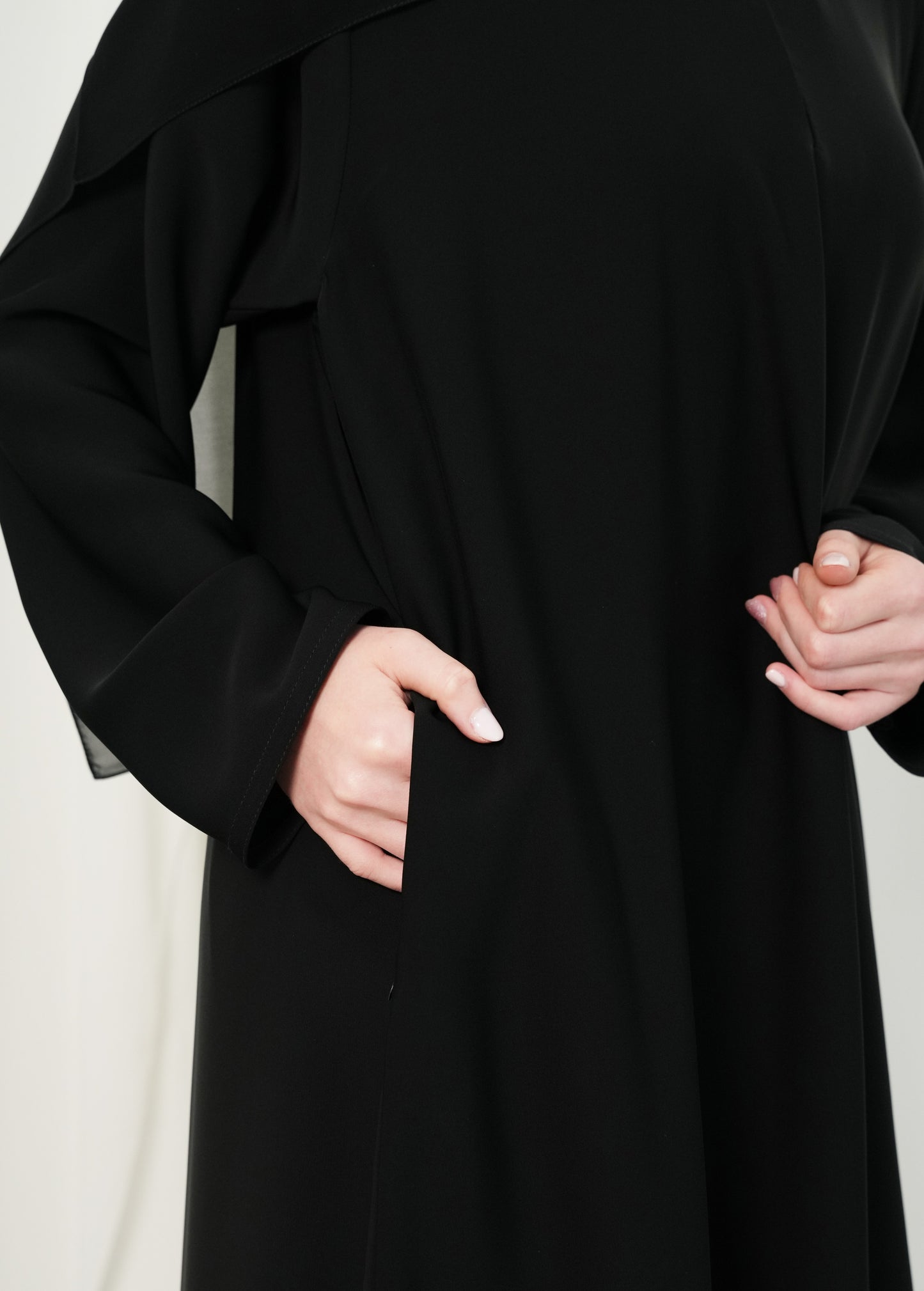 Umrah abaya
