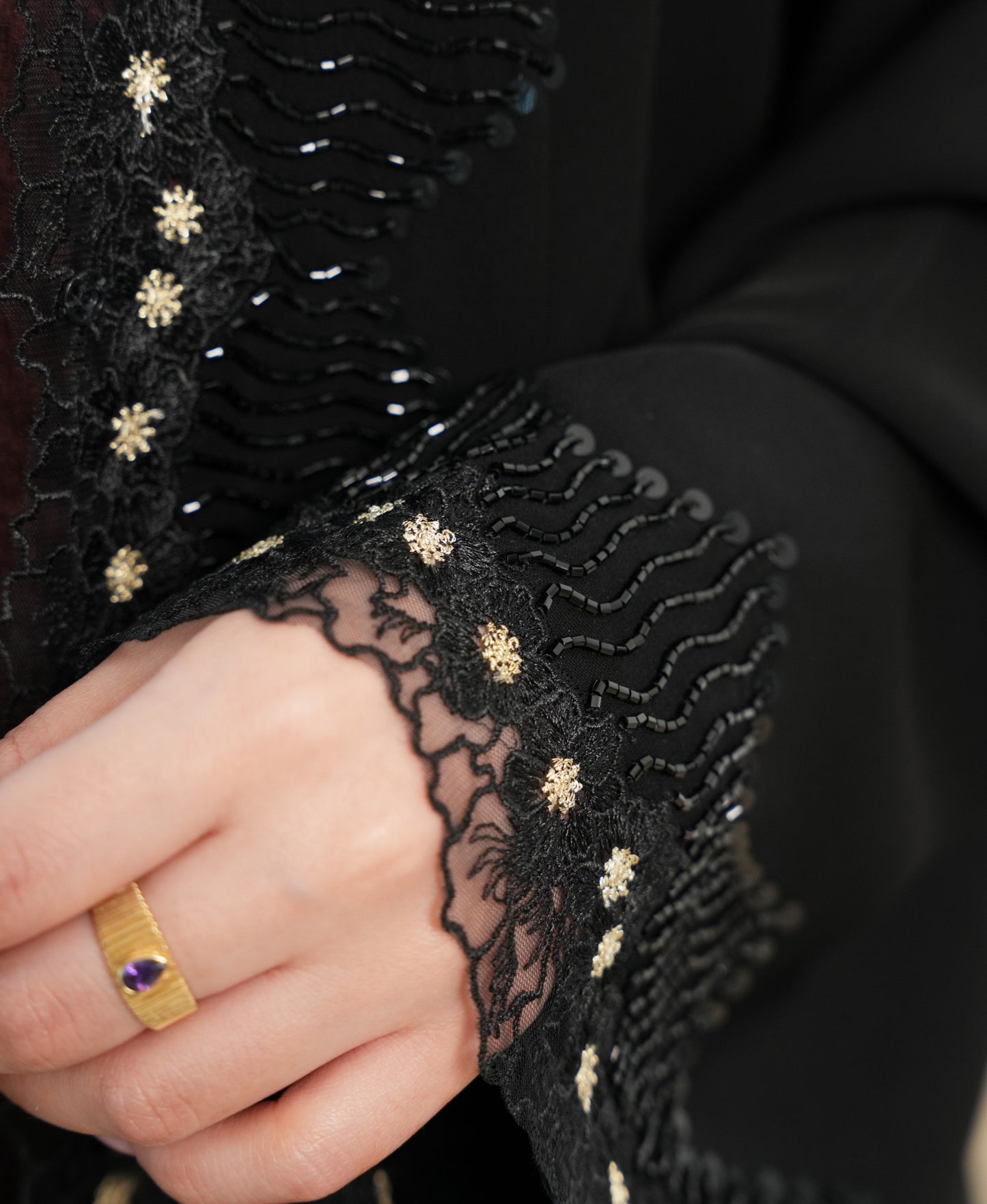 Dantil with handwork beads Abaya - Black