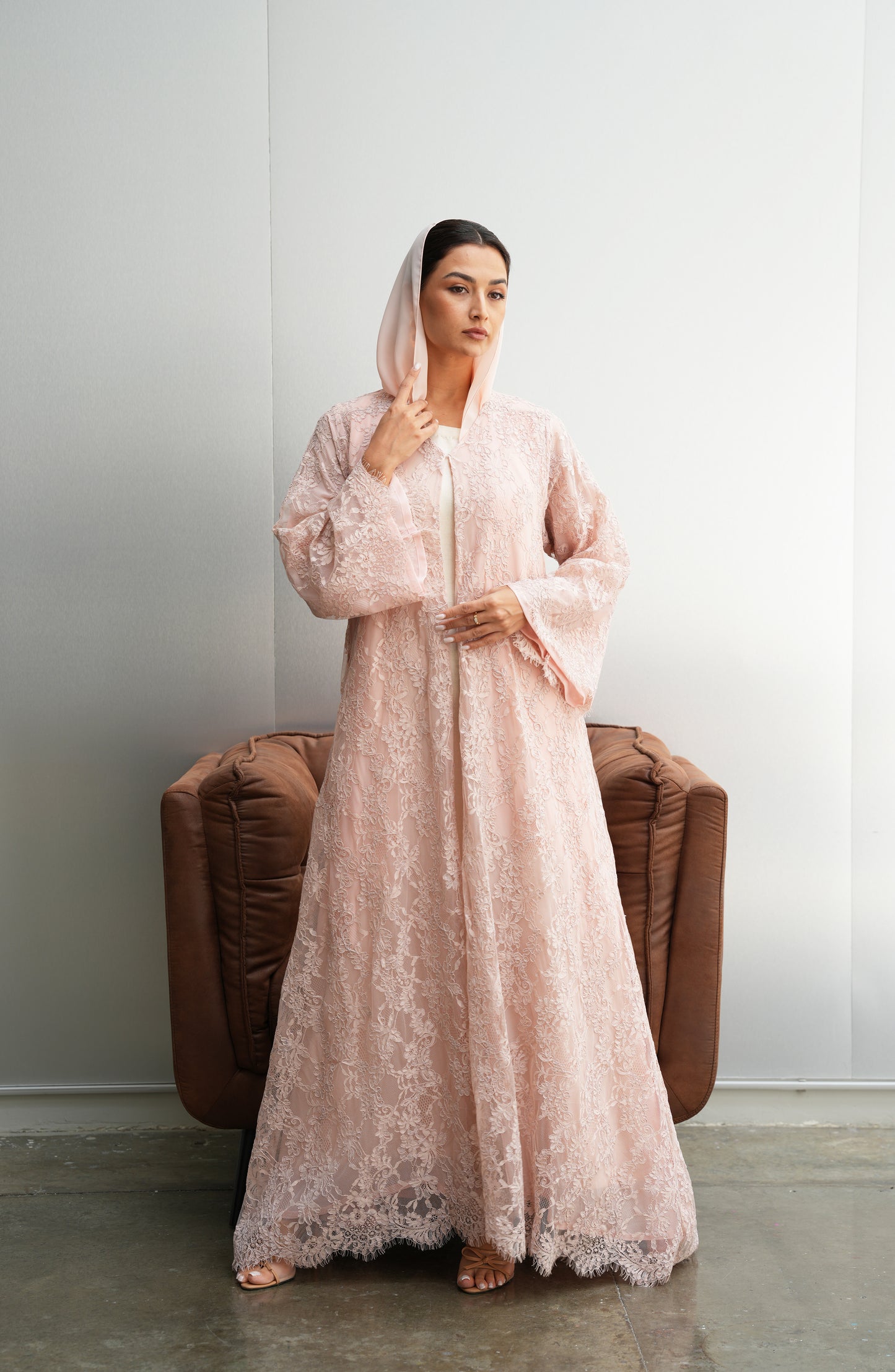 Royal Dantil abaya