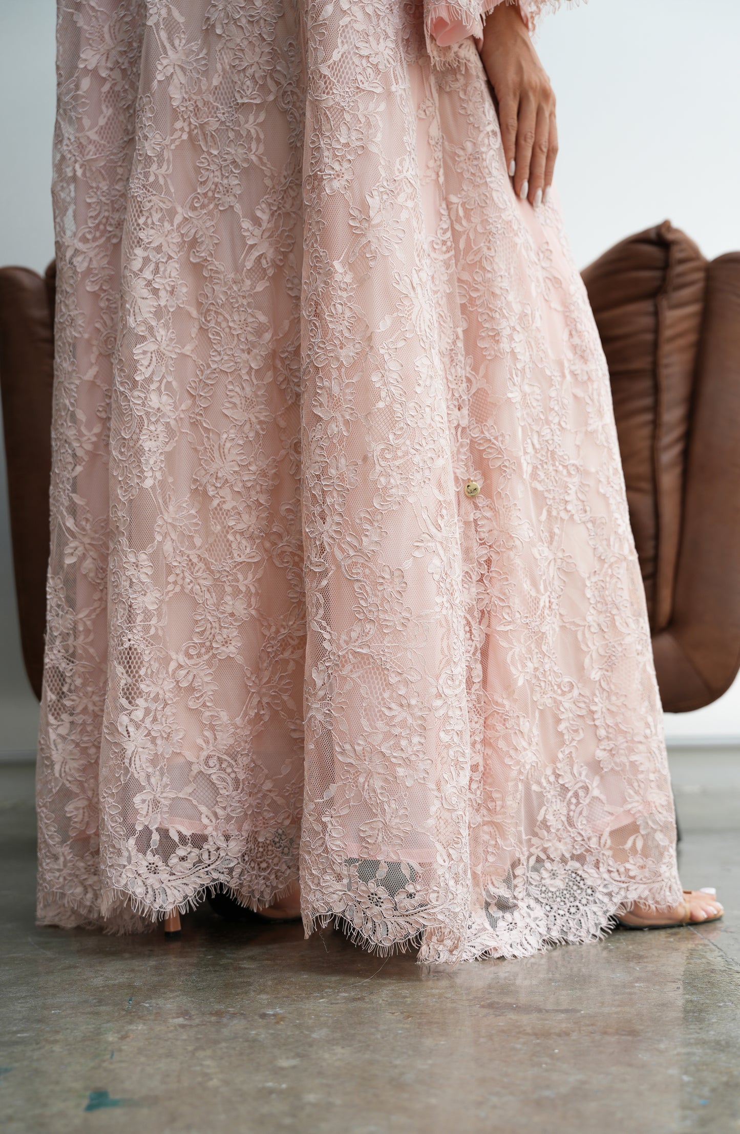 Royal Dantil abaya