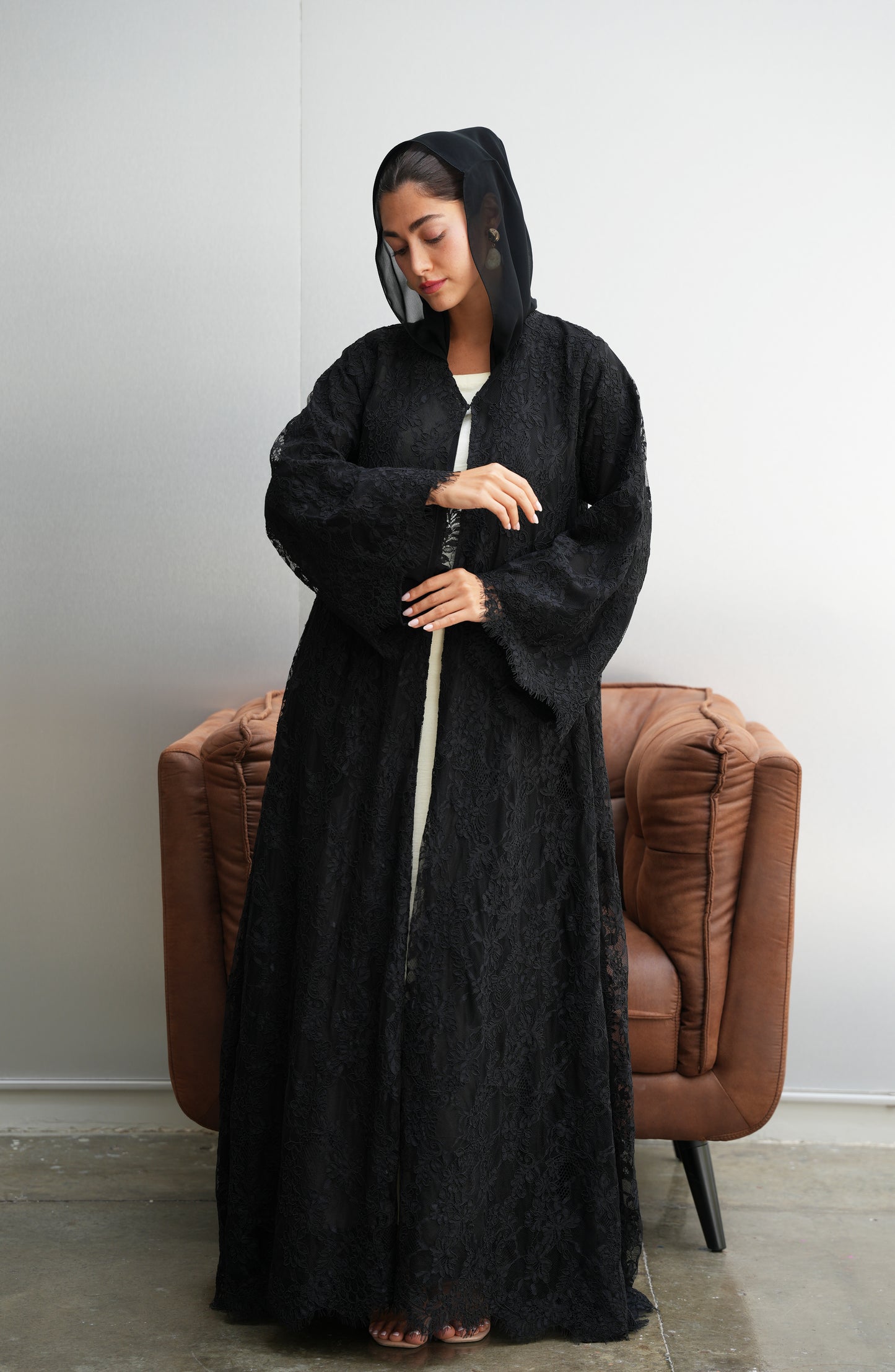Royal Dantil abaya