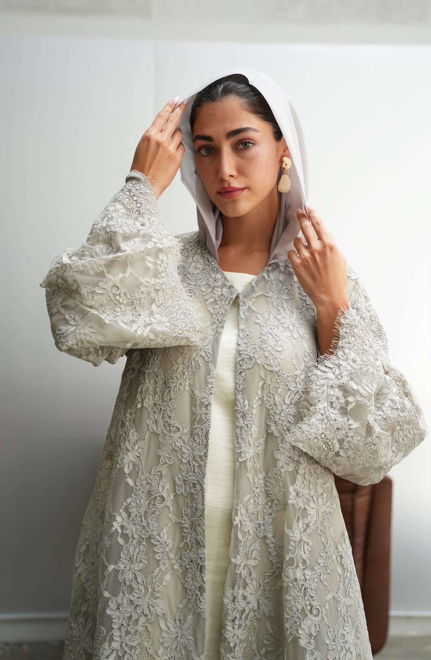 Royal Dantil abaya