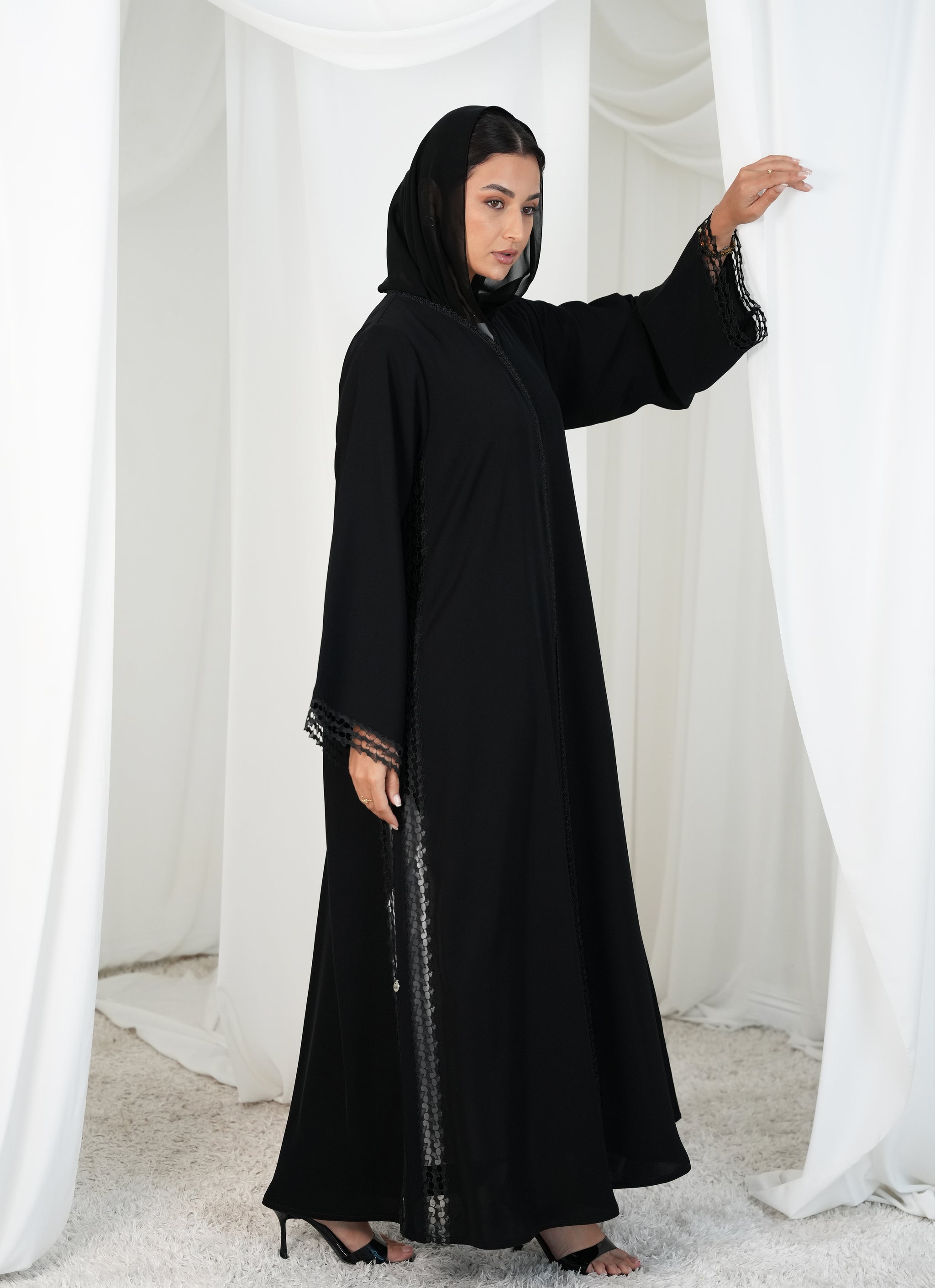 Lace style  Internet fabric Abaya