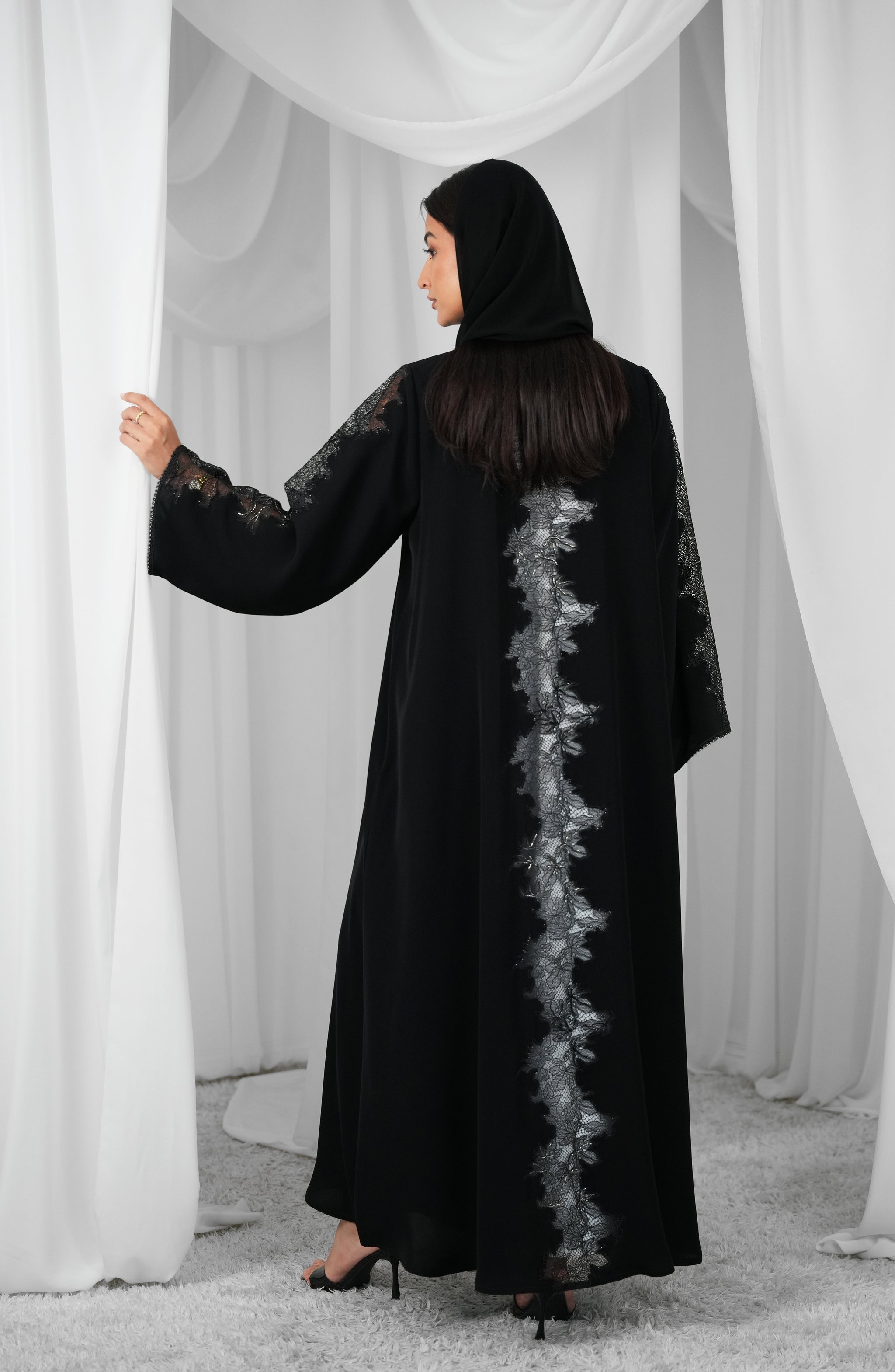 Internet fabric  Lace style/ handwork beads