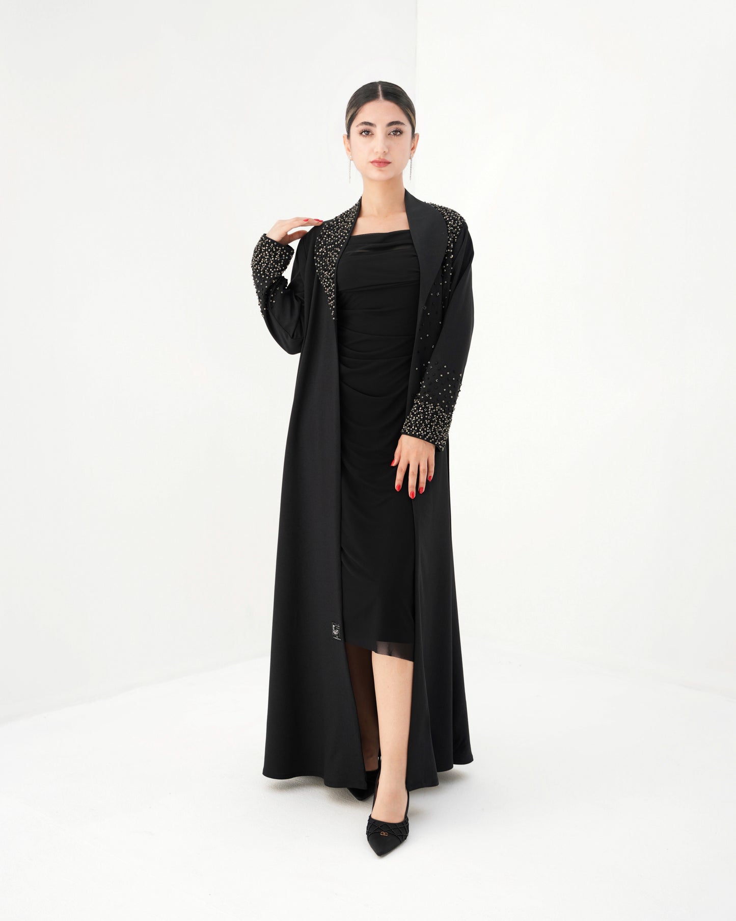 Dots Abaya