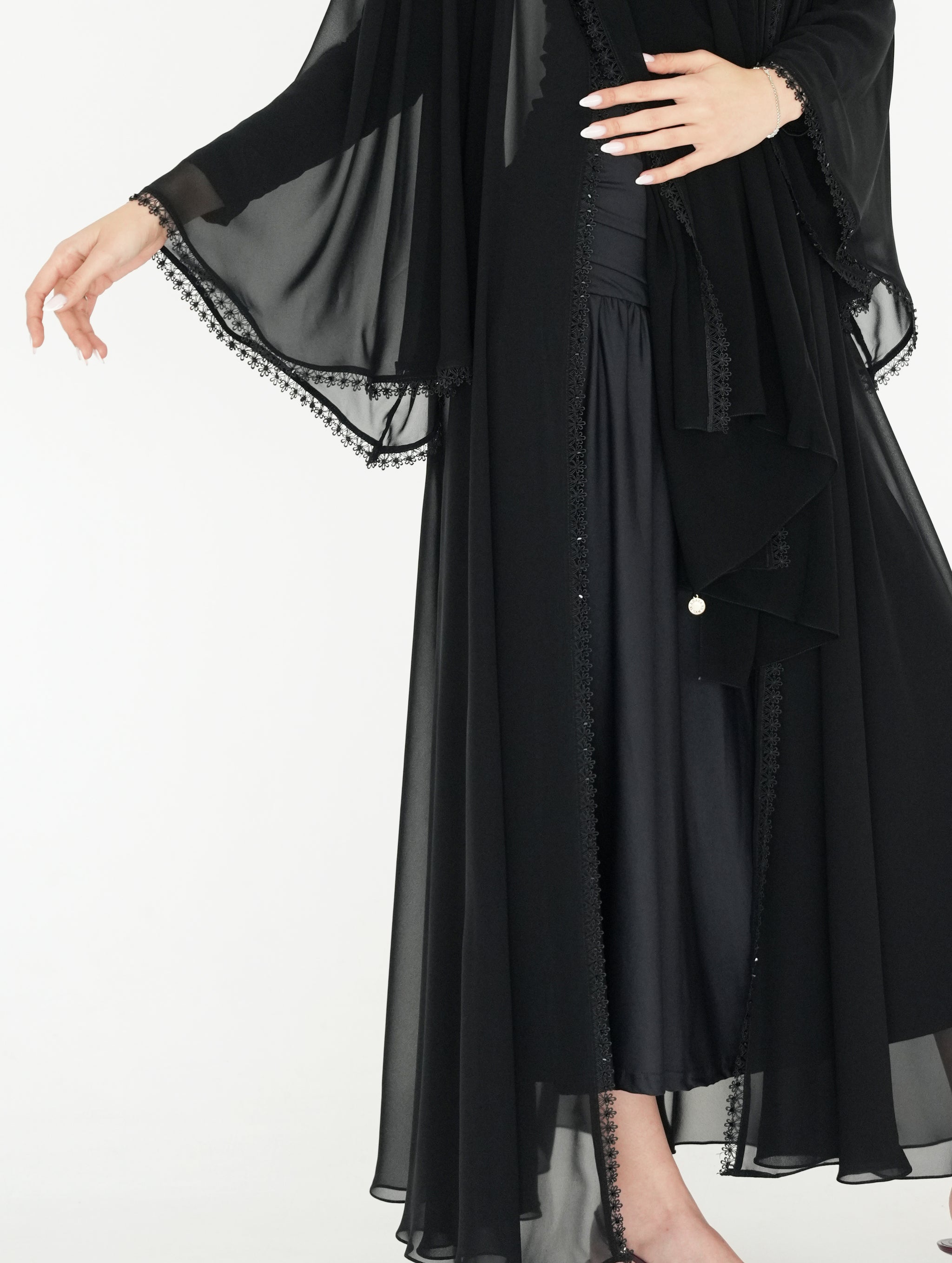 D035 Abaya