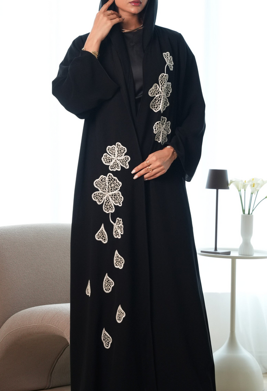 Victory Kuwaiti Crepe Abaya