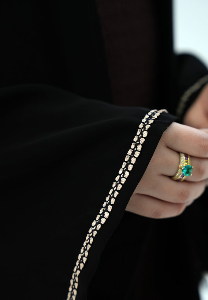 Crystal Pockets Abaya