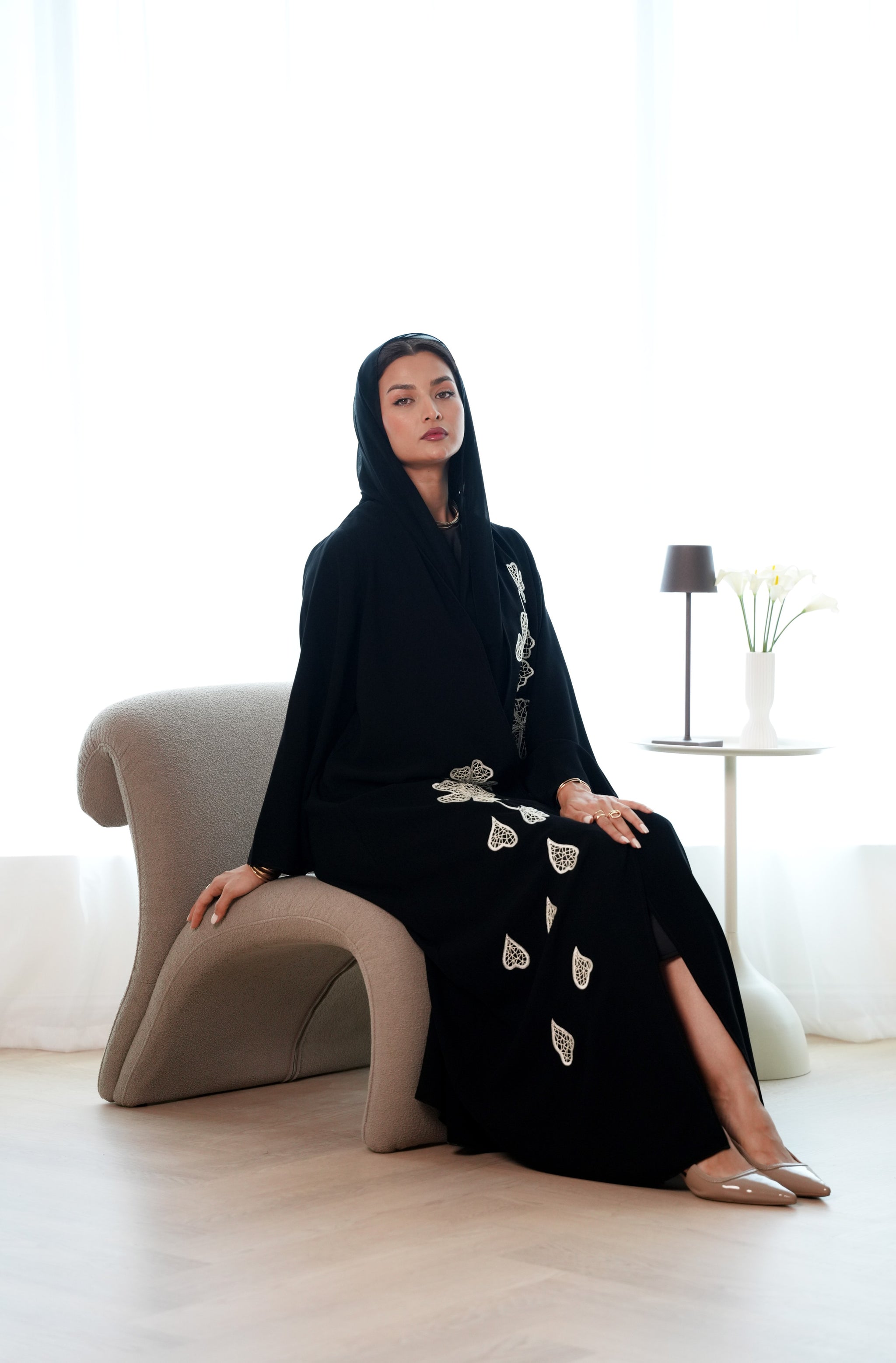 Victory Kuwaiti Crepe Abaya