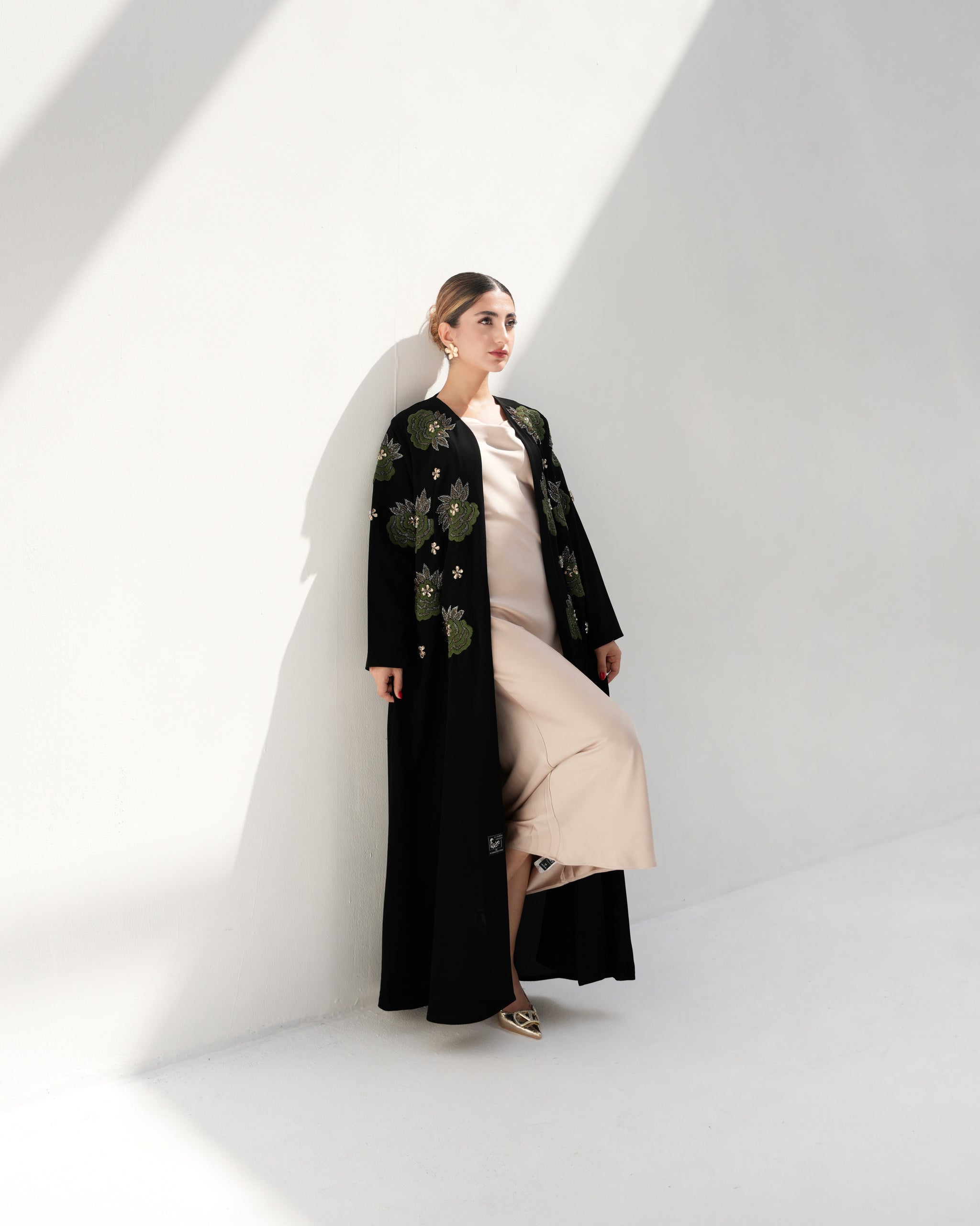 Embossed Flower Abaya