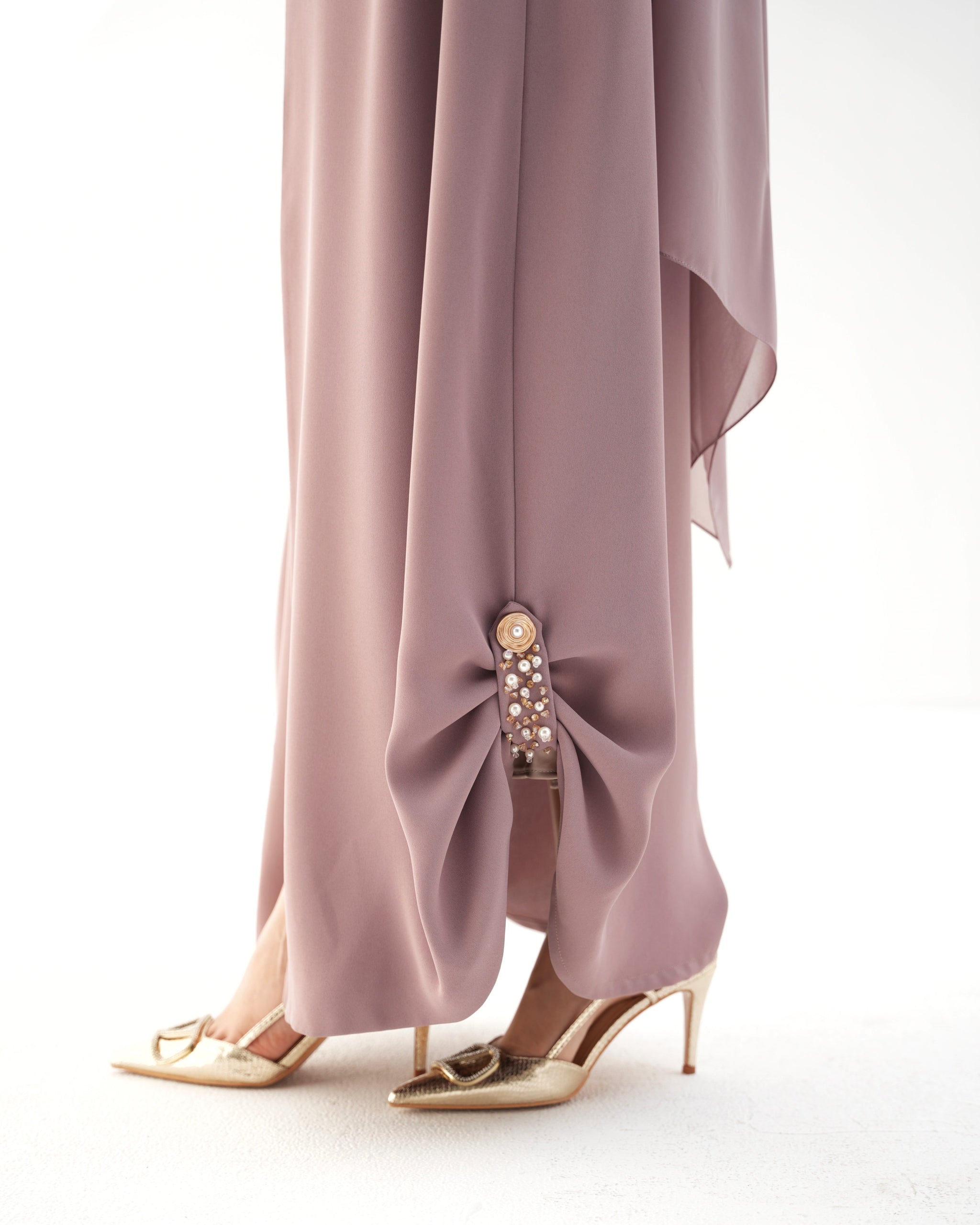 Galaxy - Buttons & crystal Abaya