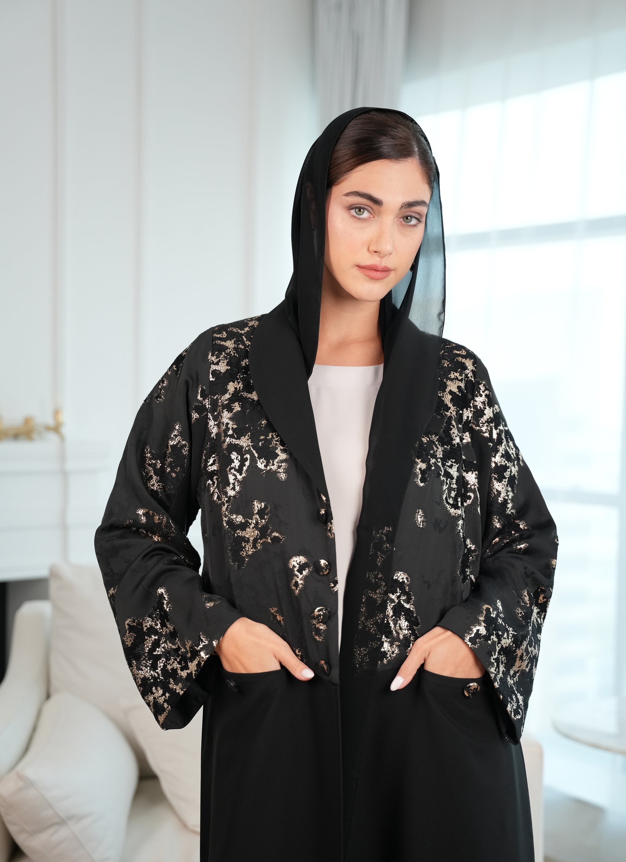 Zari style fabric with Internet Fabric