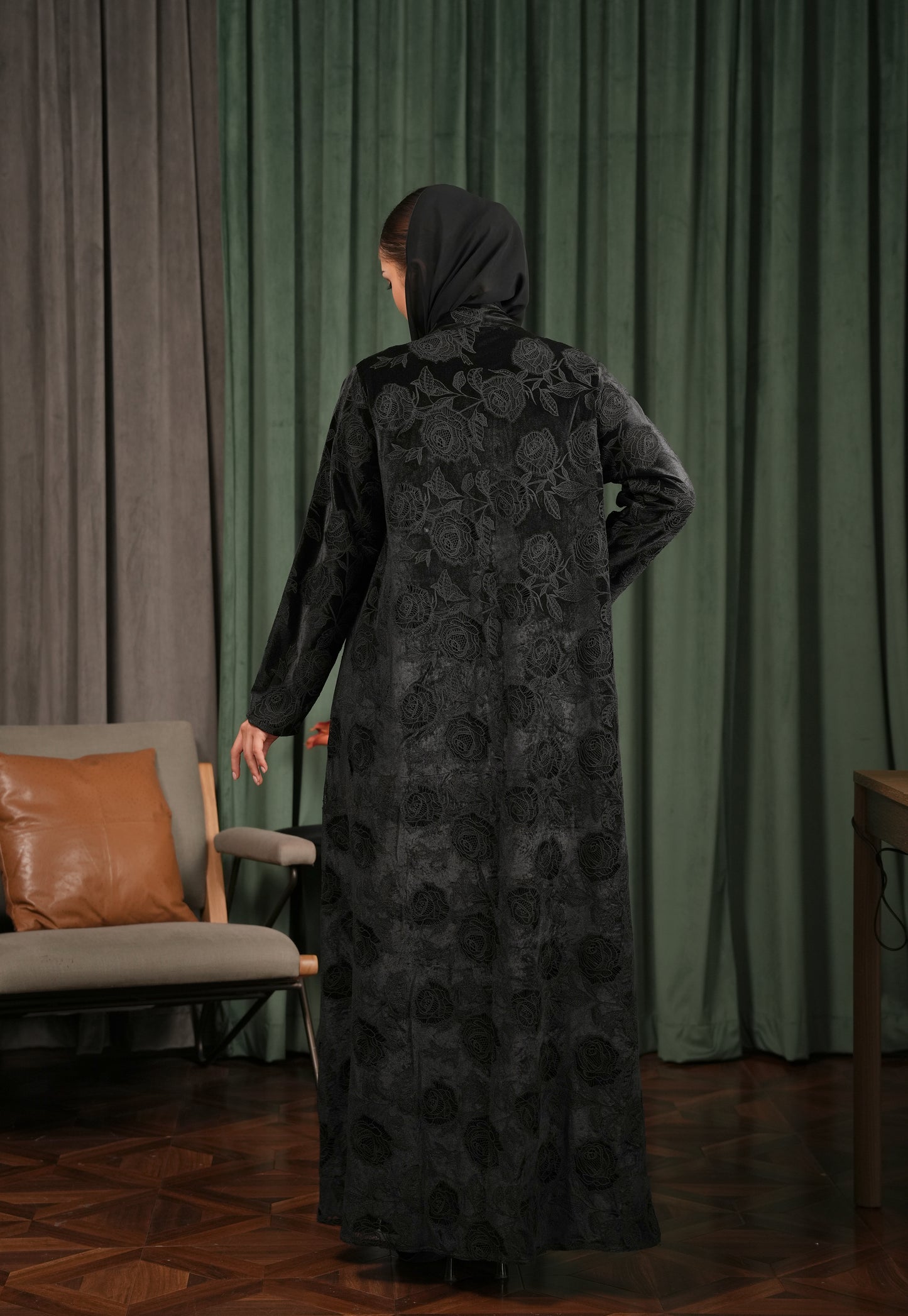 Velvet Embroidered with Lace - Black