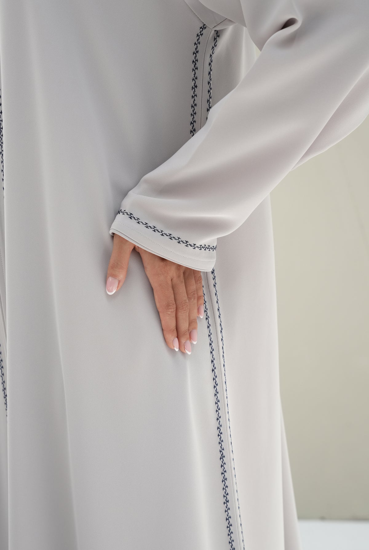 Internet fabric  Embroidery abaya and shaila