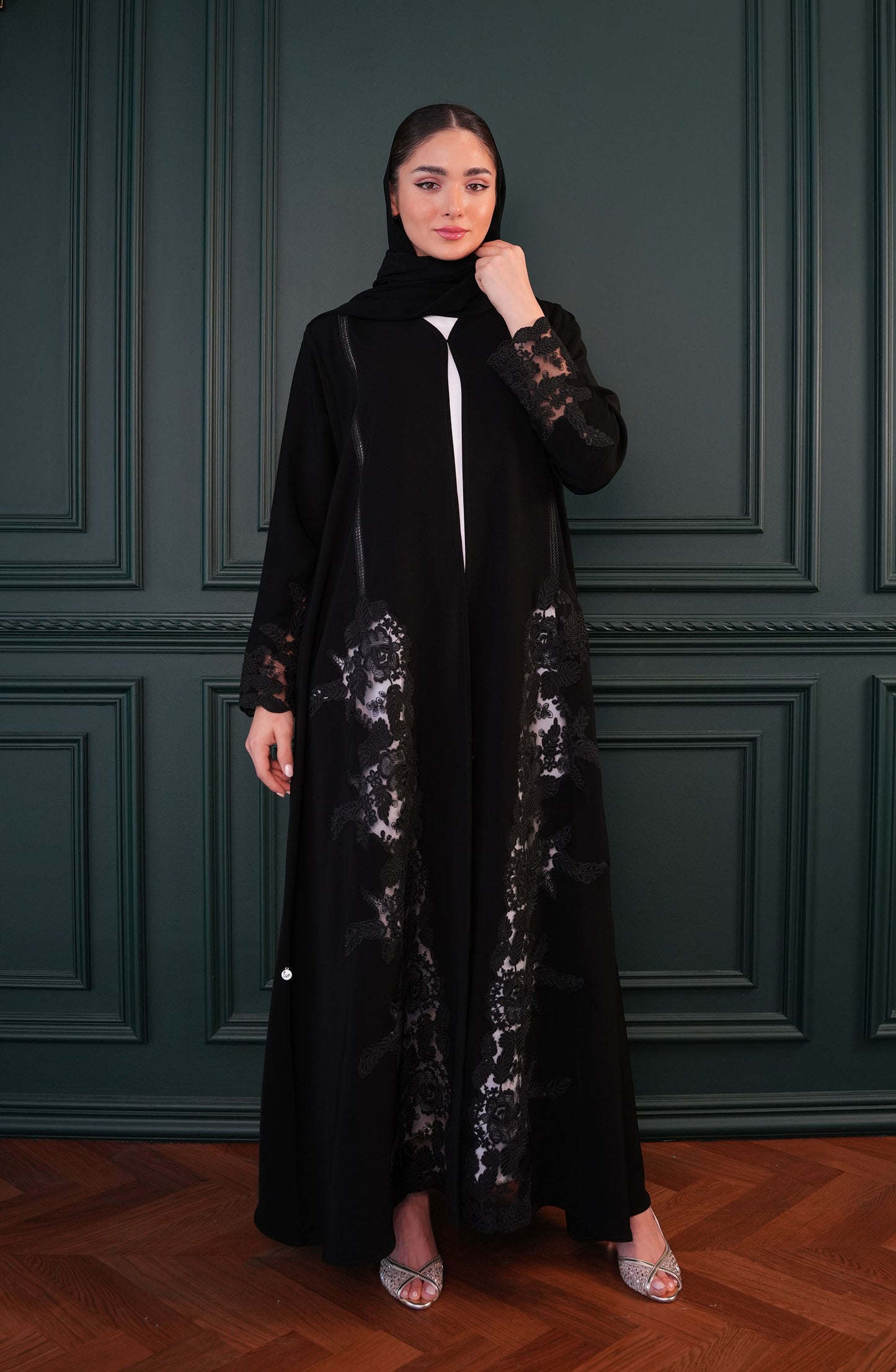 Internet fabric with embroidered lace Abaya