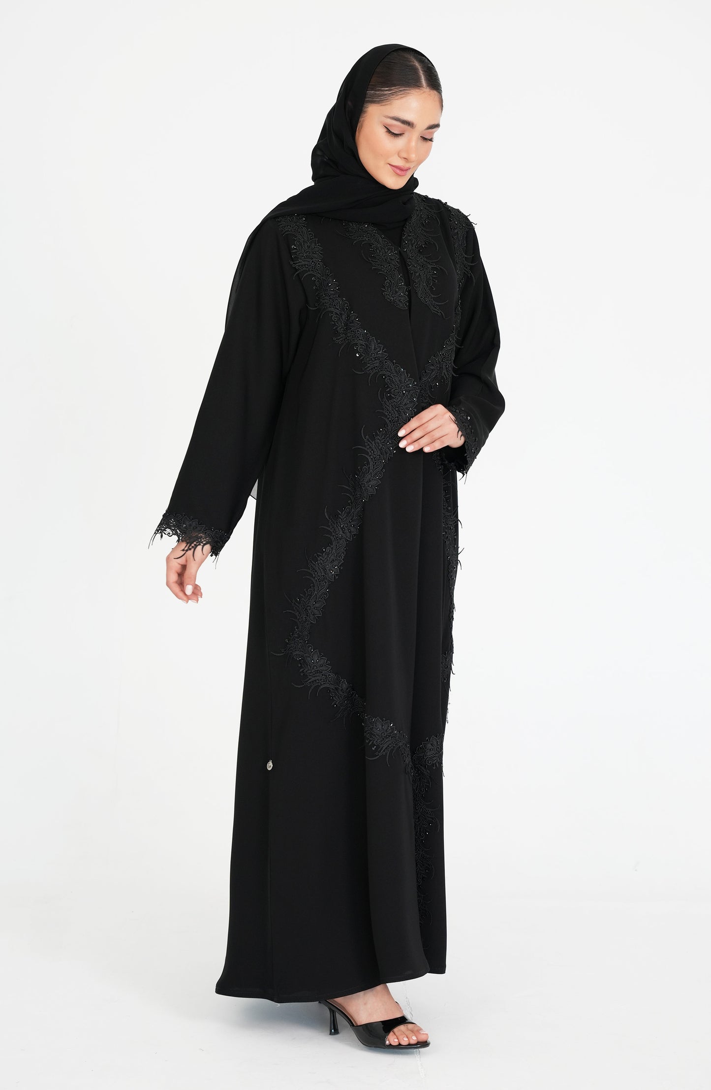 Internet Fabric Abaya with dantil and handwork beads